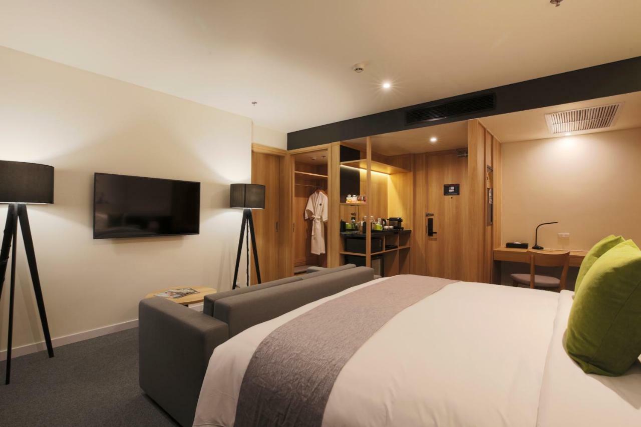 Zazz Urban Ho Chi Minh Hotel Buitenkant foto